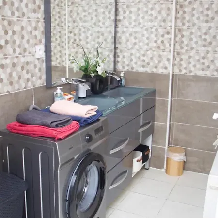 Sublime Meublee Aux Pieds Des Montagnes Privatunterkunft Cluses